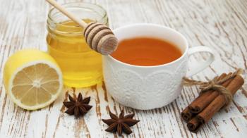 Siyah ya da yeşil çayınıza tarçın ve zencefil ilave edin